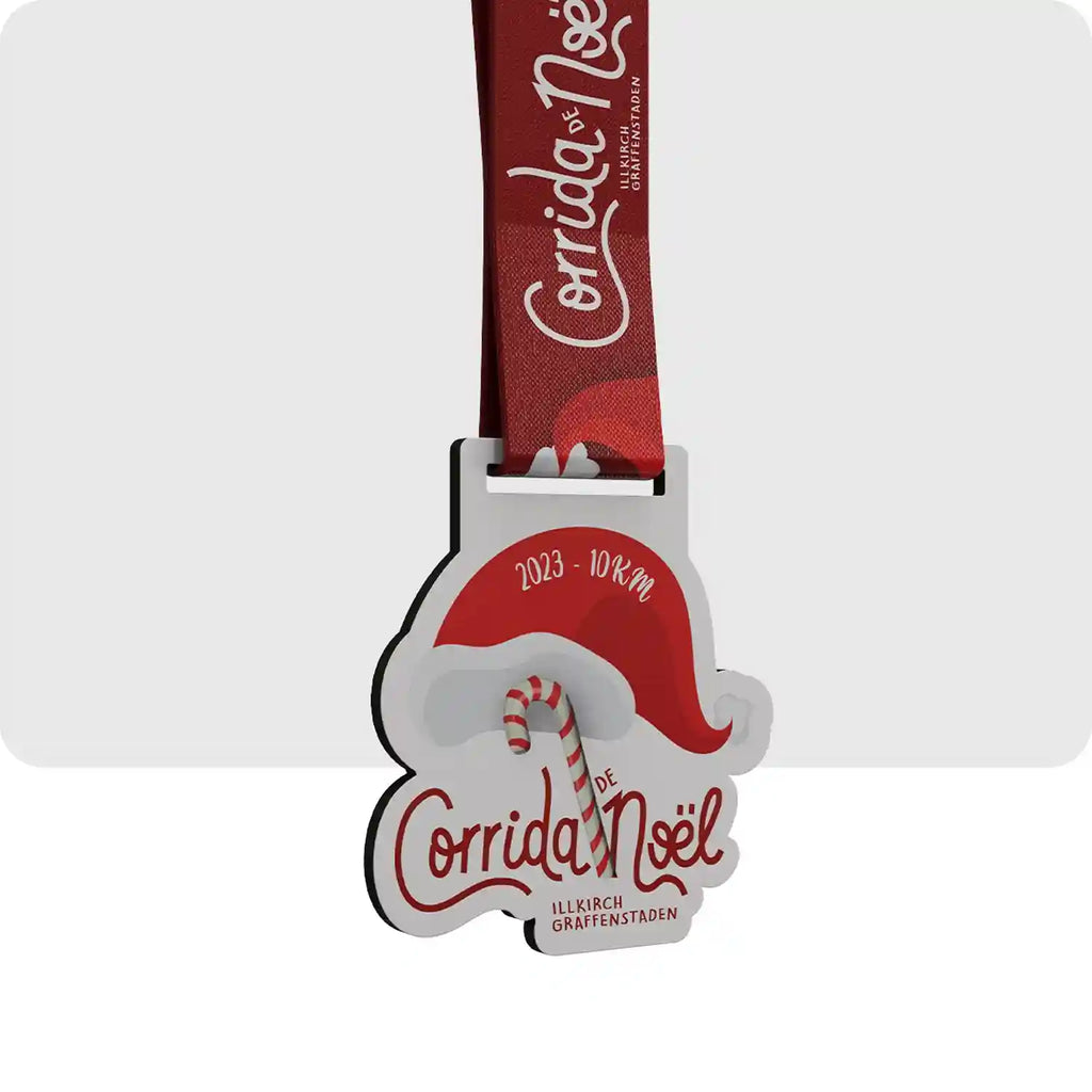 Médaille en bois réalisé pour la célèbre corrida de noël. 