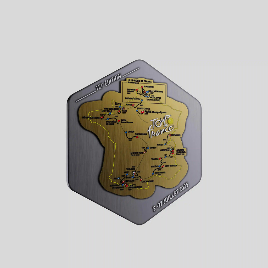 médaille en argent avec la France en or et le tracé du tour de france