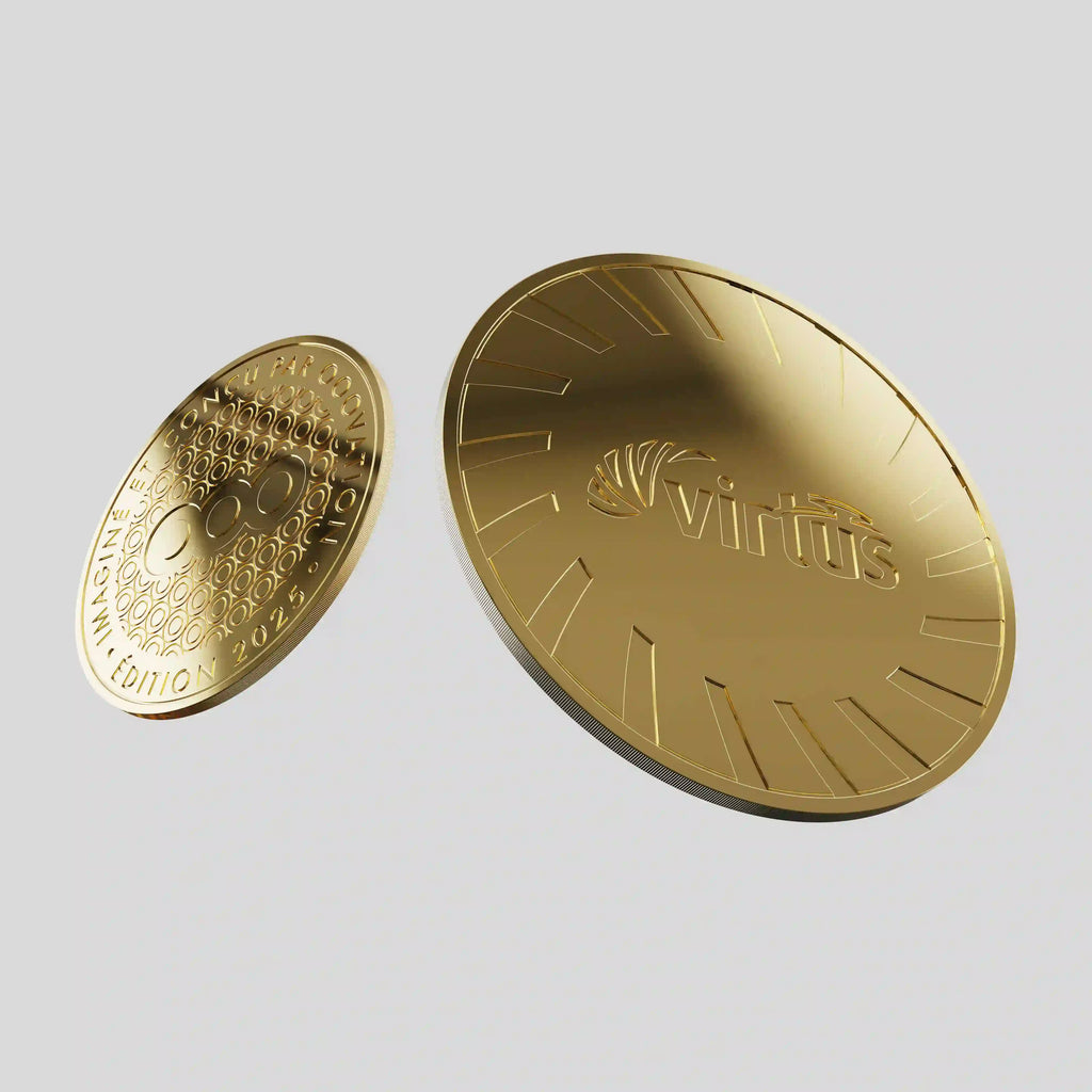 Médaille souvenir dorée Virtus FFSA, logo gravé et finition brillante symbolisant le sport adapté.