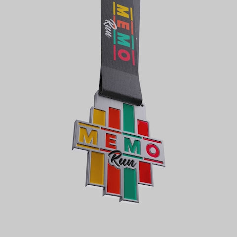 vidéo de la médaille en argent émaillage couleur