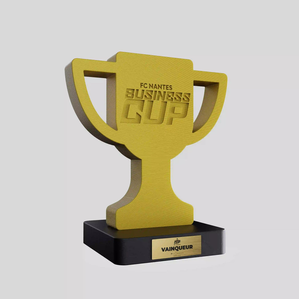 trophée en impression 3D en forme de coupe, noir et doré