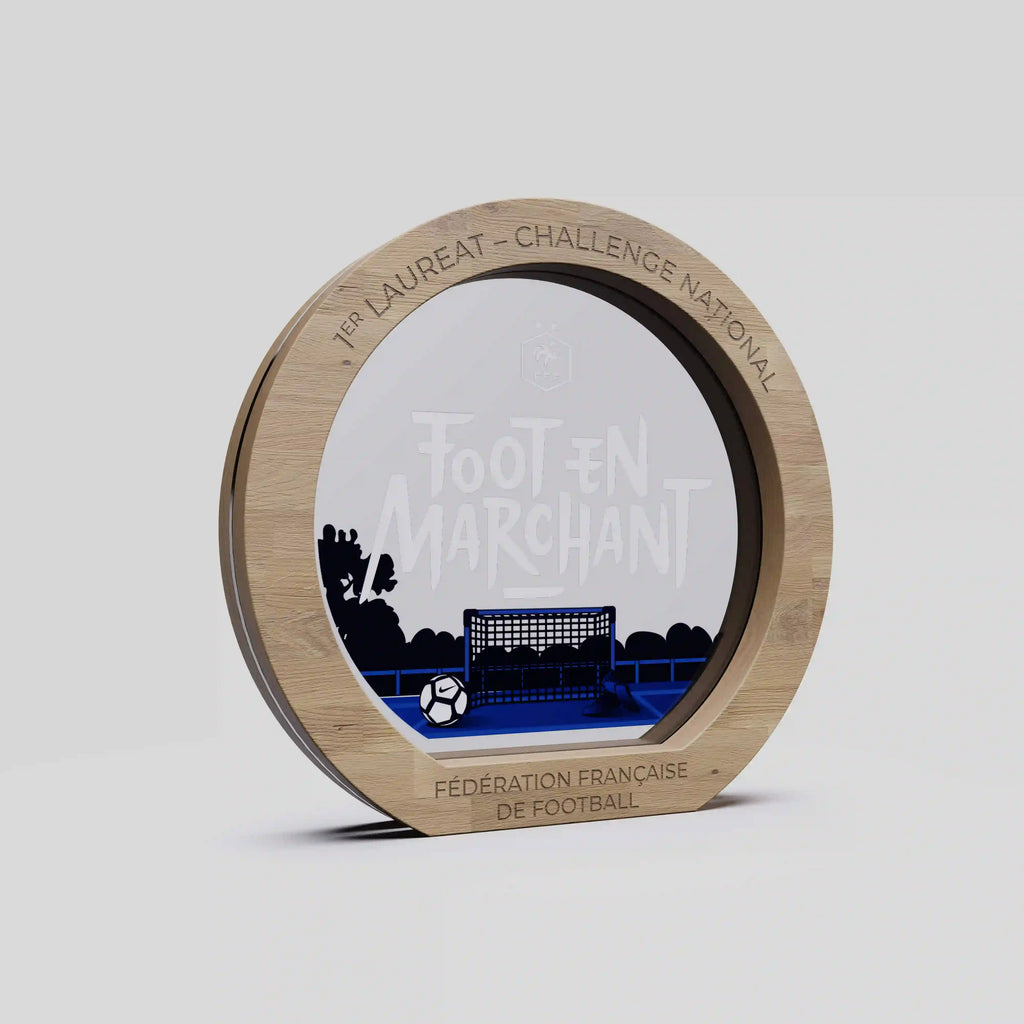 trophée bois et plexiglass avec impression couleur